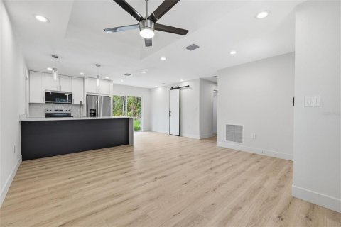 Villa ou maison à vendre à Crystal River, Floride: 3 chambres, 100.15 m2 № 2091716 - photo 6