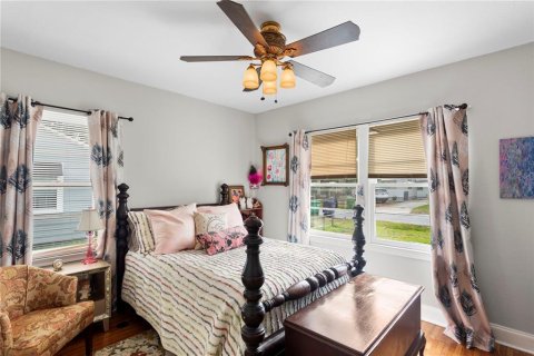House in Tampa, Florida 3 bedrooms, 138.05 sq.m. № 1797296 - photo 14