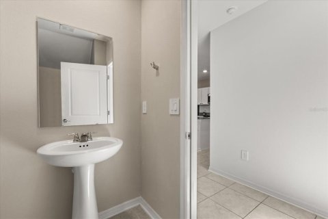 House in Kissimmee, Florida 5 bedrooms, 221.85 sq.m. № 1879442 - photo 19