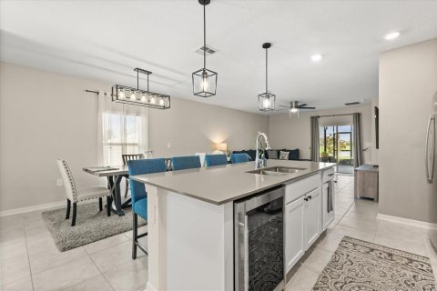 House in Kissimmee, Florida 5 bedrooms, 221.85 sq.m. № 1879442 - photo 13