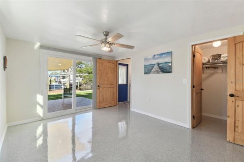 House in Hudson, Florida 2 bedrooms, 105.54 sq.m. № 1771583 - photo 16
