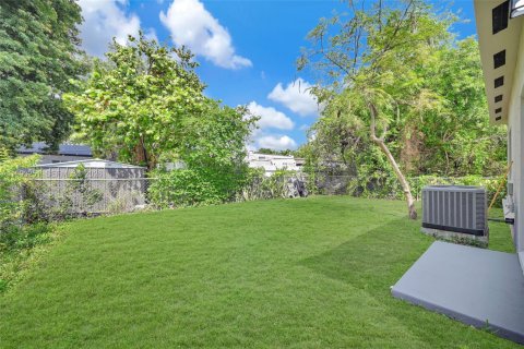 Villa ou maison à vendre à Miami, Floride: 3 chambres, 117.06 m2 № 2055617 - photo 7