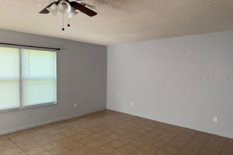 Casa en venta en Ocala, Florida, 3 dormitorios, 115.94 m2 № 1917351 - foto 13