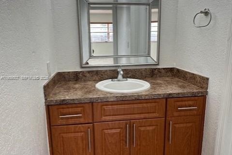Appartement à louer à Miami, Floride: 1 chambre, 66.89 m2 № 2053793 - photo 9
