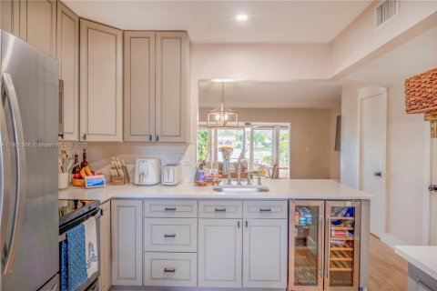 Touwnhouse à vendre à Coconut Creek, Floride: 2 chambres, 113.71 m2 № 1954008 - photo 5