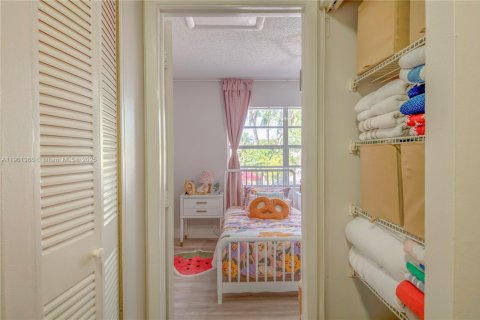 Touwnhouse à vendre à Coconut Creek, Floride: 2 chambres, 113.71 m2 № 1954008 - photo 16