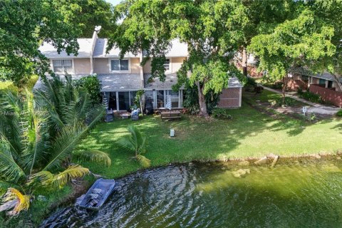 Touwnhouse à vendre à Coconut Creek, Floride: 2 chambres, 113.71 m2 № 1954008 - photo 22