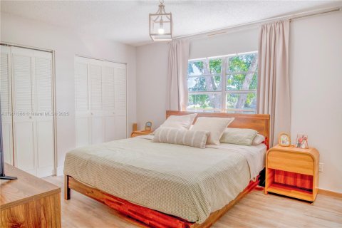 Touwnhouse à vendre à Coconut Creek, Floride: 2 chambres, 113.71 m2 № 1954008 - photo 13