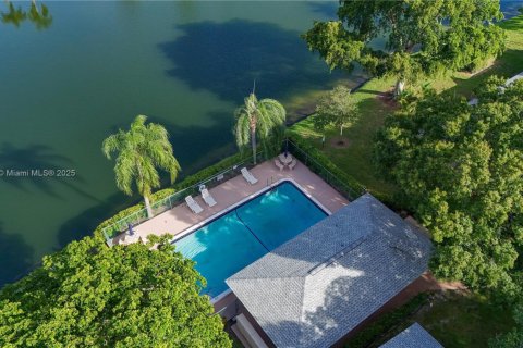Touwnhouse à vendre à Coconut Creek, Floride: 2 chambres, 113.71 m2 № 1954008 - photo 25