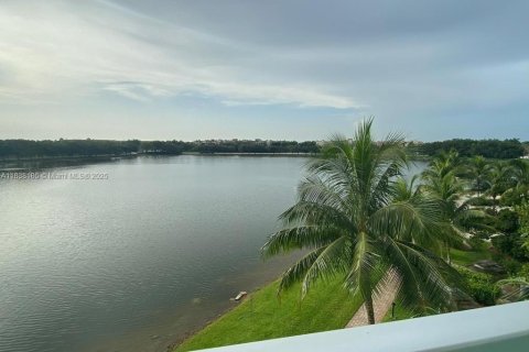 Condo in Sunrise, Florida, 1 bedroom  № 1836543 - photo 5