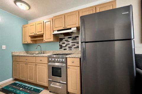 Commercial property in Gainesville, Florida 4 bedrooms, 184.32 sq.m. № 2379298 - photo 21