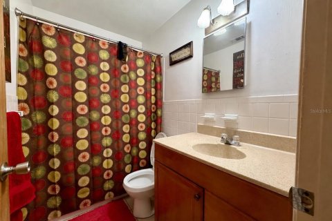 Commercial property in Gainesville, Florida 4 bedrooms, 184.32 sq.m. № 2379298 - photo 17