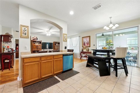 Villa ou maison à vendre à Orange Park, Floride: 5 chambres, 311.41 m2 № 1769990 - photo 2