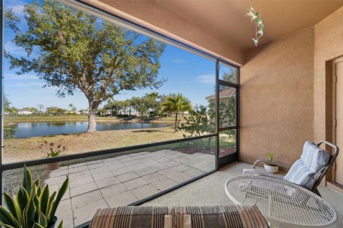 Купить виллу или дом в Пунта-Горда, Флорида 2 спальни, 142.42м2, № 2005788 - фото 25