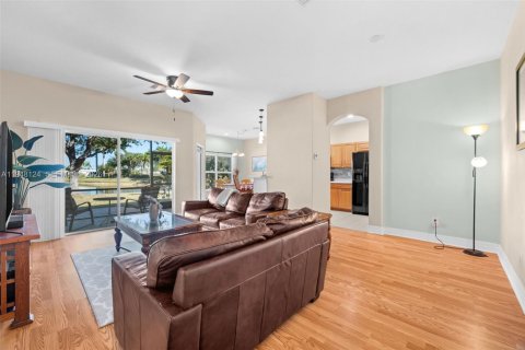 Купить виллу или дом в Пунта-Горда, Флорида 2 спальни, 142.42м2, № 2005788 - фото 7