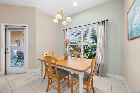 Купить виллу или дом в Пунта-Горда, Флорида 2 спальни, 142.42м2, № 2005788 - фото 11