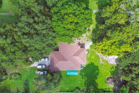 House in Brooksville, Florida 3 bedrooms, 401.62 sq.m. № 2109291 - photo 5