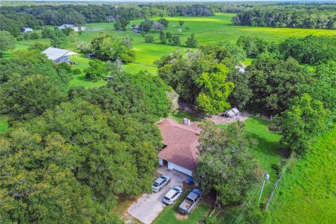 House in Brooksville, Florida 3 bedrooms, 401.62 sq.m. № 2109291 - photo 3