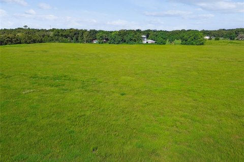 House in Brooksville, Florida 3 bedrooms, 401.62 sq.m. № 2109291 - photo 30