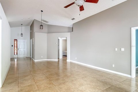 Villa ou maison à vendre à Orange City, Floride: 3 chambres, 157.47 m2 № 2135590 - photo 16