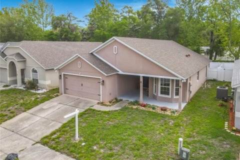 Villa ou maison à vendre à Orange City, Floride: 3 chambres, 157.47 m2 № 2135590 - photo 3