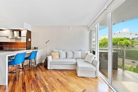Condominio en venta en Miami Beach, Florida, 1 dormitorio, 64.29 m2 № 2077056 - foto 15