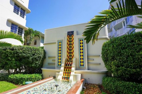Condominio en venta en Miami Beach, Florida, 1 dormitorio, 64.29 m2 № 2077056 - foto 27