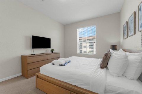 Condo in Orlando, Florida, 3 bedrooms  № 1616412 - photo 14