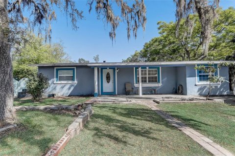 House in Apopka, Florida 4 bedrooms, 110.93 sq.m. № 1722583 - photo 3