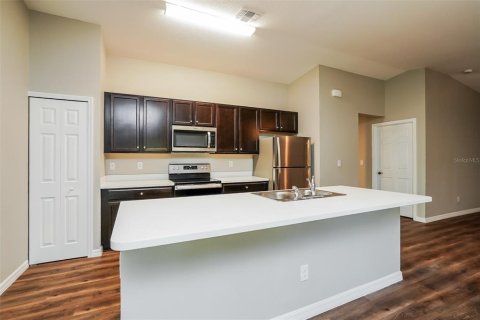 House in North Port, Florida 4 bedrooms, 170.29 sq.m. № 2198898 - photo 4
