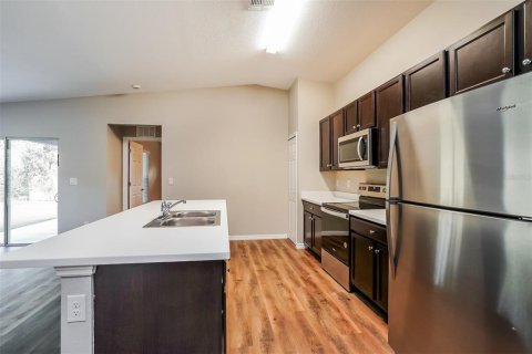 House in North Port, Florida 4 bedrooms, 170.29 sq.m. № 2198898 - photo 6