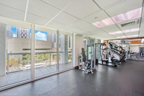 Condo in Miami, Florida, 1 bedroom  № 1217578 - photo 1