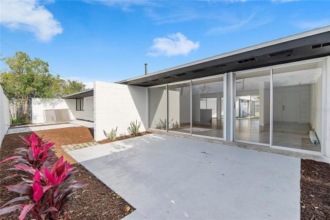 Casa en venta en Rockledge, Florida, 4 dormitorios, 151.99 m2 № 1872846 - foto 9