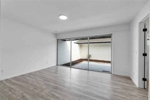 Casa en venta en Rockledge, Florida, 4 dormitorios, 151.99 m2 № 1872846 - foto 27