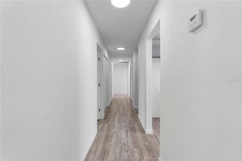 Casa en venta en Rockledge, Florida, 4 dormitorios, 151.99 m2 № 1872846 - foto 20