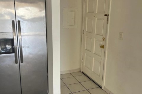 Снять в аренду кондоминиум в Хайалиа, Флорида 2 спальни, 92.25м2, № 2005271 - фото 10