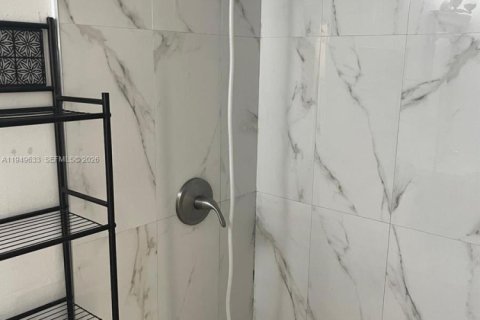 Снять в аренду кондоминиум в Хайалиа, Флорида 2 спальни, 92.25м2, № 2005271 - фото 4