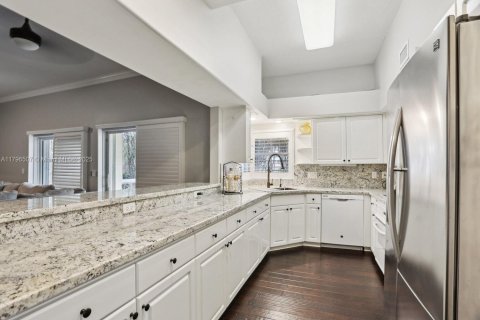 Casa en venta en Hollywood, Florida, 3 dormitorios, 182.92 m2 № 1865403 - foto 29