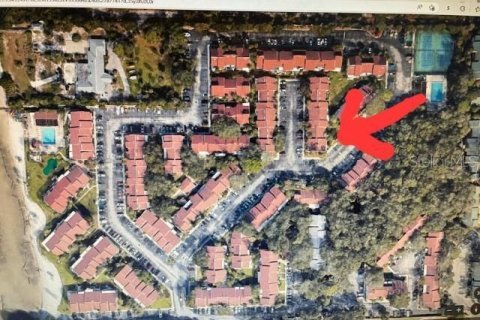 Townhouse in Saint Petersburg, Florida 2 bedrooms, 118.91 sq.m. № 1217865 - photo 2