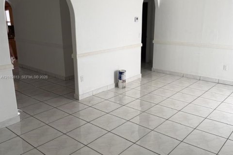 Купить виллу или дом в Майами, Флорида 4 спальни, 162.49м2, № 2435938 - фото 5