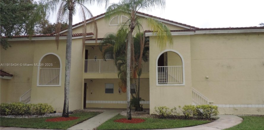 Condo à Sunrise, Floride, 2 chambres № 1971308