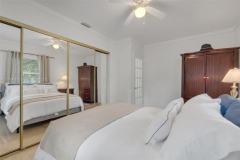 House in Fort Lauderdale, Florida 3 bedrooms, 107.02 sq.m. № 1943985 - photo 19