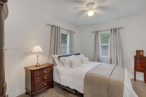 House in Fort Lauderdale, Florida 3 bedrooms, 107.02 sq.m. № 1943985 - photo 18