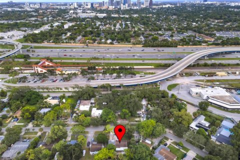 House in Fort Lauderdale, Florida 3 bedrooms, 107.02 sq.m. № 1943985 - photo 29