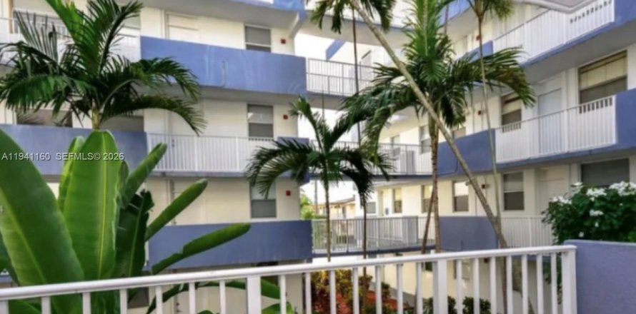 Condo à North Bay Village, Floride, 1 chambre  № 2001292