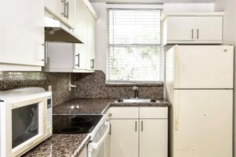 Copropriété à louer à North Bay Village, Floride: 1 chambre, 57.6 m2 № 2001292 - photo 4