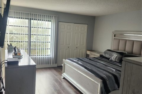 Купить кондоминиум в Лодерхилл, Флорида 2 спальни, 131.55м2, № 1958536 - фото 21