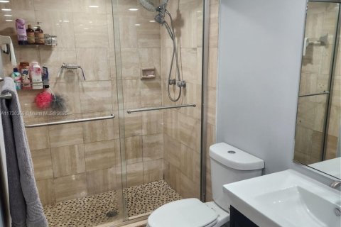 Купить кондоминиум в Лодерхилл, Флорида 2 спальни, 131.55м2, № 1958536 - фото 27