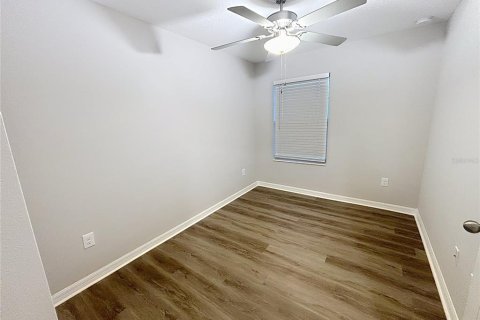 Townhouse in Lutz, Florida 3 bedrooms, 151.8 sq.m. № 2388261 - photo 17