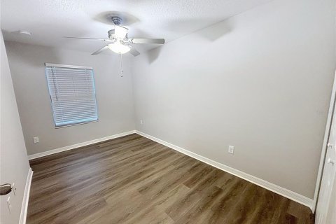Townhouse in Lutz, Florida 3 bedrooms, 151.8 sq.m. № 2388261 - photo 19